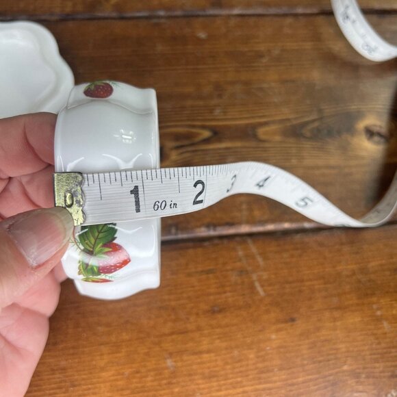 Vgt Hammersley Pedal Shaped Hand-painted Bone China Trinket Box 3”Strawberries - Picture 11 of 12